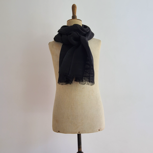 Finest Linen  scarf - black