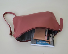 Load image into Gallery viewer, Pink leather pouch